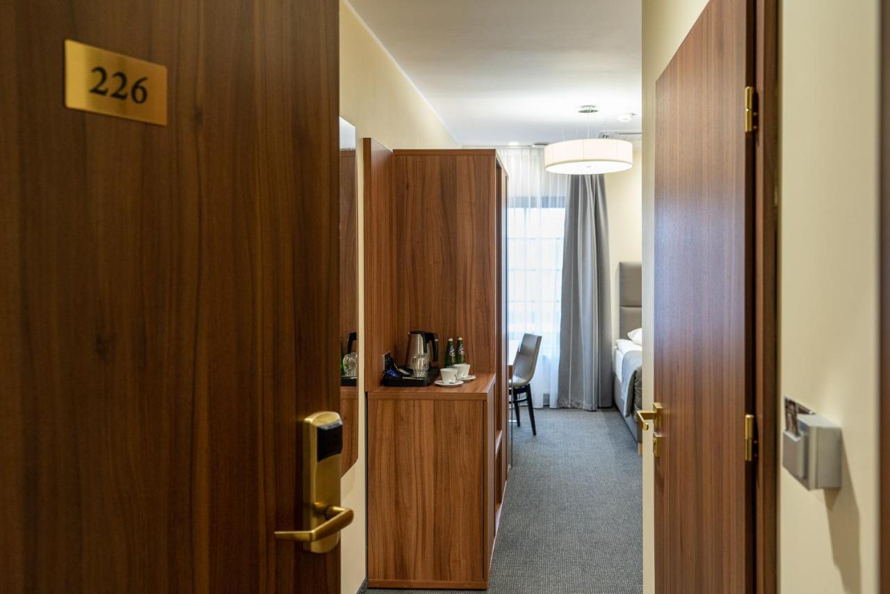 Hotel Wodnik Μπίντγκοστς Εξωτερικό φωτογραφία