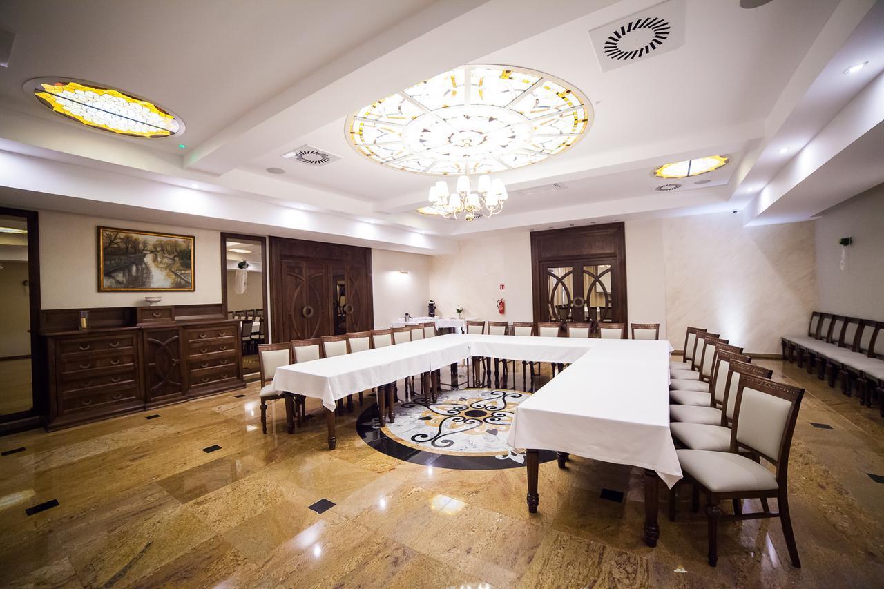 Hotel Wodnik Μπίντγκοστς Εξωτερικό φωτογραφία